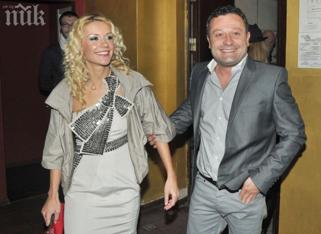 Рачков хвърля хилядарки по Мария Игнатова, глези я по моловете