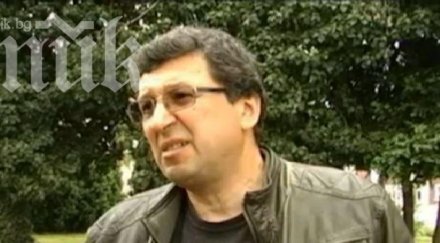 скандал ученици скандират оставка директора