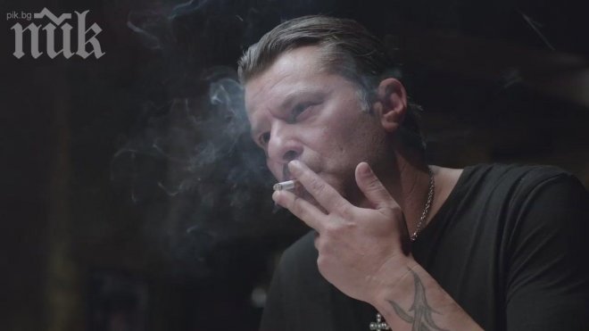 Бившата на Куката смазана от раздялата, хлътна по жена!