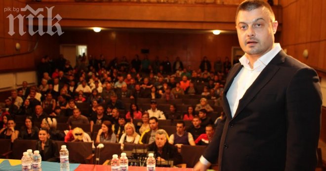 Бареков: Политиците са циници на наш гръб! Отнеха достойнството, доходите и децата на българите