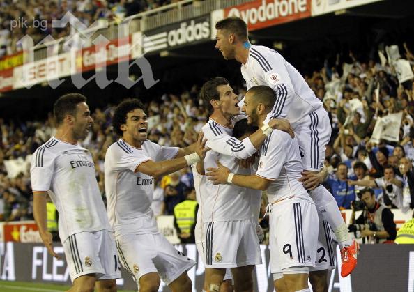 Реал (Мадрид) взе крехък аванс пред Байерн (Мюнхен)