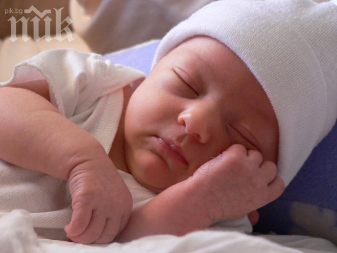 Всяко десето бебе у нас е великан