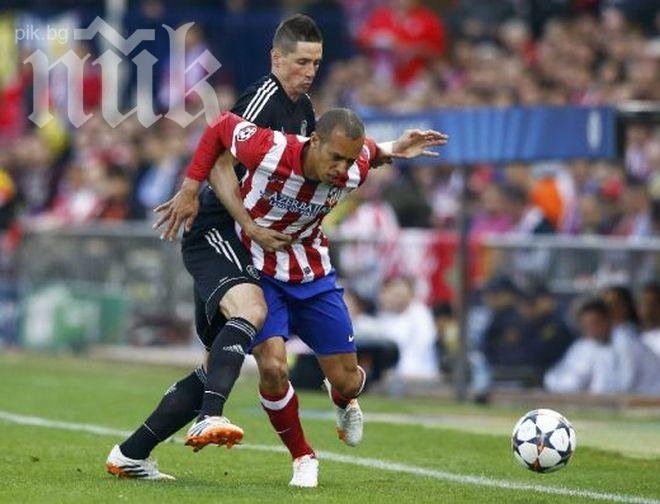 Атлетико-Челси 0:0 на полувремето, Чех се контузи