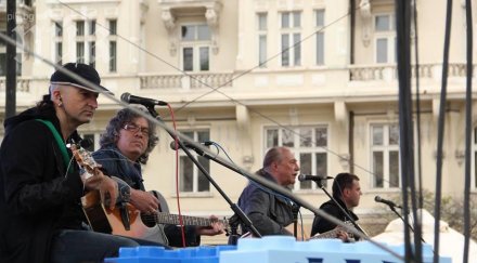 реформаторският блок откри предизборната кампания концерт открито