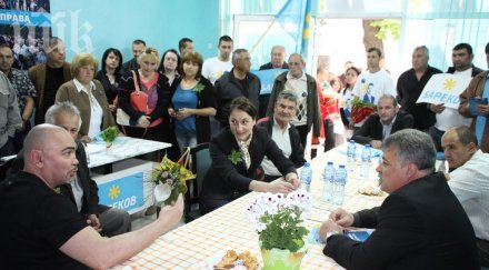 рада коджабашева коланът българина остана без дупки