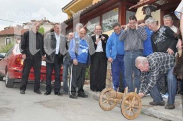 левскари гърмяха черешово топче 100 годишнината клуба