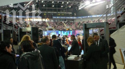 мвр нсо осигуряват мощна охрана 000 фенове герб арена армеец