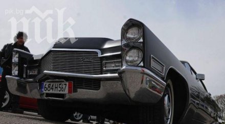 сливен домакин парад ретроавтомобили