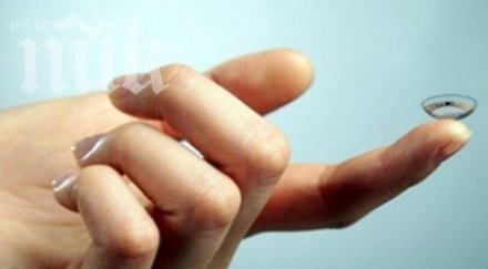 google вграждат миниатюрни камери контактни лещи