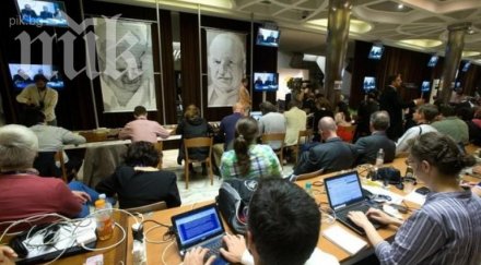 млрд души света гледат двама папи свързани българия стават светци