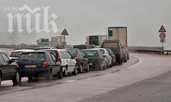 Може да спрат тировете по “Хемус” за празниците