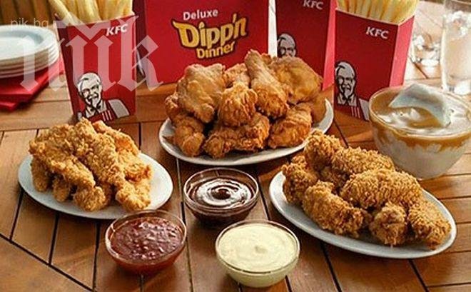 Уникално! Американка работи 50 години в KFC