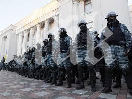 Опълчението в Харков направи палатков лагер в центъра на града