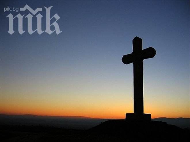 Обраха Великденските дарения в три гоцеделчевски църкви