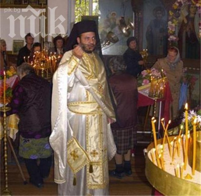 Скандално! Висш църковен служител сваля вдовици във Фейсбук, за да прилапа парите им!