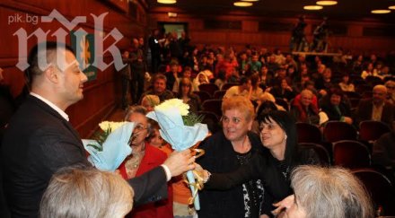 бареков държавата никога давала пари социална политика