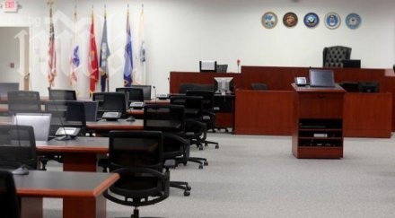 куба разхлаби контрола големите държавни корпорации