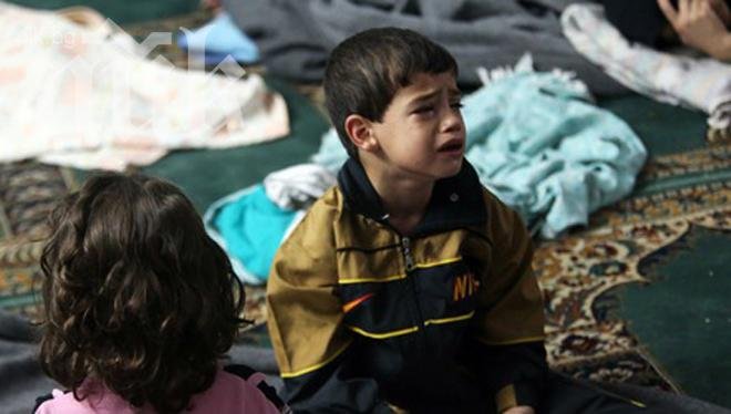 Десет деца загинаха при бомбардировка на училище в Сирия