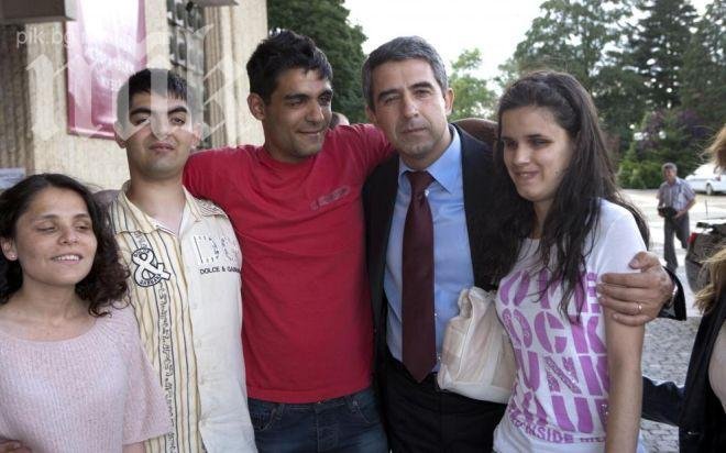 Президентът събира дарения за благородна инициатива