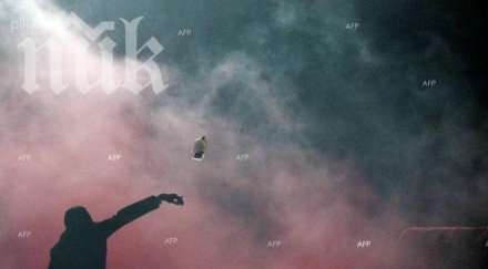 граждани заляха лицето кмета стаханов зелена субстанция