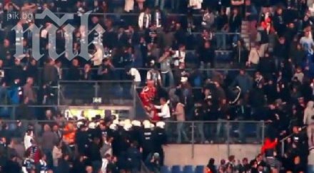 полицията хамбург пердаши наред феновете отбора