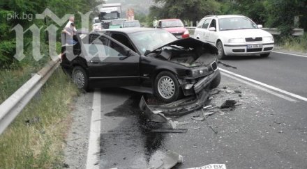 двама загинаха пътя изминалото денонощие