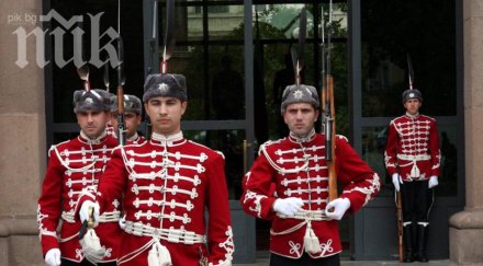 жена гвардеец застава президентството първи път историята