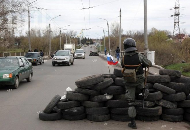 Активистите за народна самоотбрана в Славянск започнаха преговори за освобождаването на инспекторите от ОССЕ