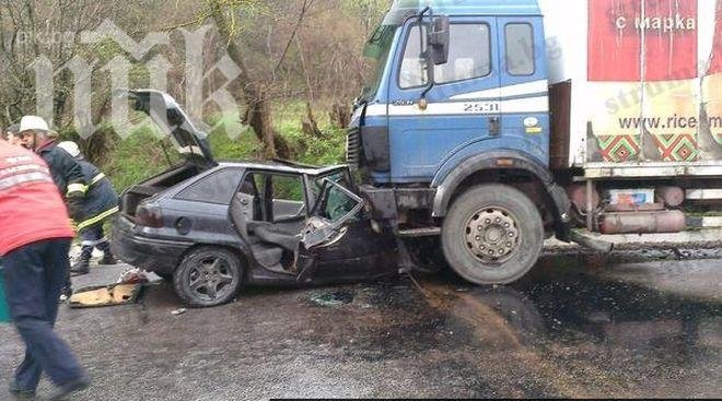 Войната по пътищата взе поредната си жертва тази нощ