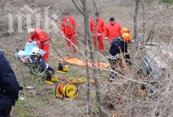 Дете е било затиснато под буса-ковчег край Русе, хора изхвърчали на пътното платно!