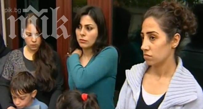 Крън прие бежанците от Розово с баница, те са доволни