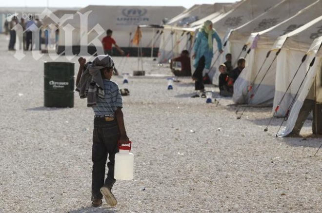 Огромен бежански лагер бе отворен в Йордания