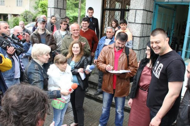 Бареков: Хората от Северозапада са все така бедни, а БСП и ГЕРБ се боксират в клипове