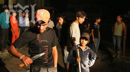 ромски фамилии биха заради музика хора потрошени глави ръце крака болница