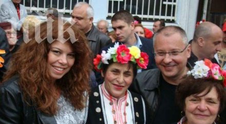 илияна йотова европа чиновници водачи