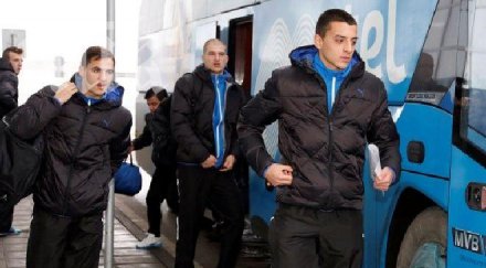 левски лети самолет варна