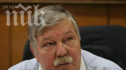 ген стоян тонев българия зле всеки строи собствения комунизъм