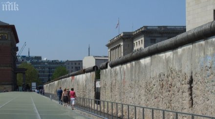 обединението източна западна германия струвало трилиона евро