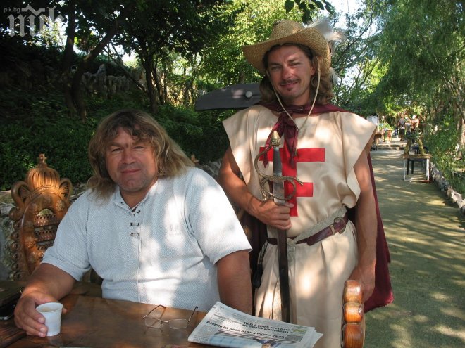 Осъдиха за неплатен ток бизнесмена със замъка край Равадиново