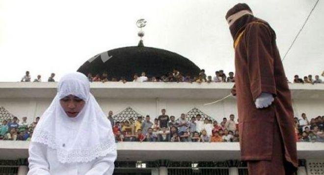 Брутален линч заради афера! Вдовица групово изнасилена след връзка с женен мъж