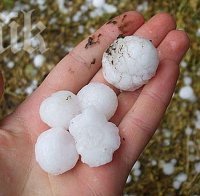 Ракета срещу градушка се разби в къща в Сливенско

