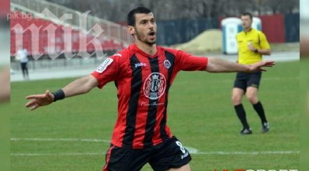 славия подсилва румен трифонов четирима чужденци