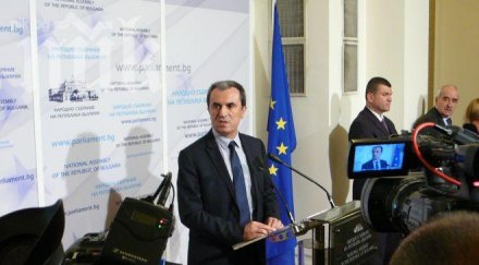 орешарски пик ерп тата спазват закона вероятно отнемат лицензите знам партии притискат дкевр