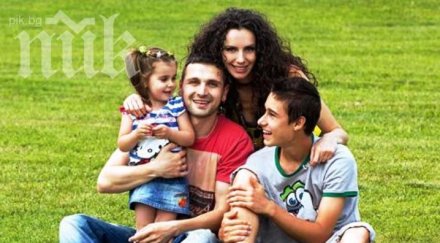 потрес синът карамански пее рап парче искаш кола нов минет чукай мен