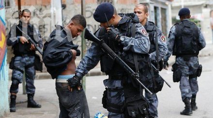 бразилската полиция готова масови протести