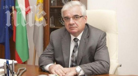 кметът плевен подавам оставка