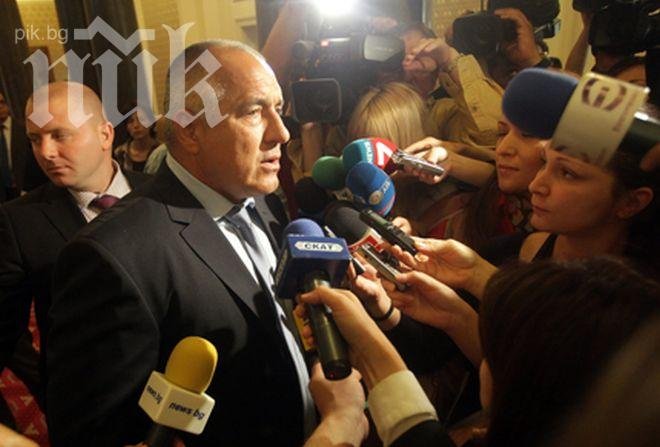 Бойко: Не говоря в залата на парламента, защото ме дразнят! Уважавам журналистите!