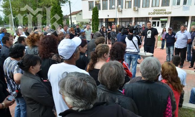 Бареков: Волен Сидеров се продаде на ДПС