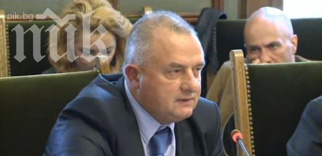 Чирпанлиев: Бунтовете в бежанските лагери са организирани от Българския хелзински комитет