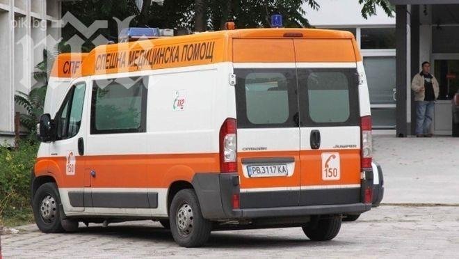 Матрос припадна по време на ритуала във Варна, свлече се с автомата си